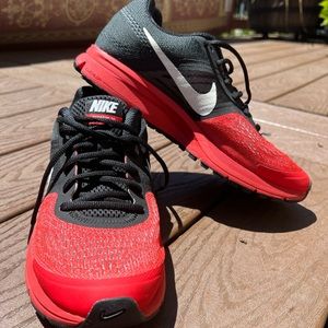 Womens size 10 NIKE Pegasus 30